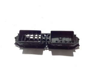 Dacia Duster P1310 (2024–2026) Interior ventilation grilles 687606944R - 4
