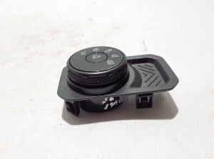 Dacia Duster P1310 (2024–2026) Other switch 251375179R - 2