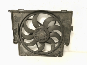 BMW 3 SERIES F30 (2011–2018) Dzesēšanas ventilators un tā daļas 8641963 - 4