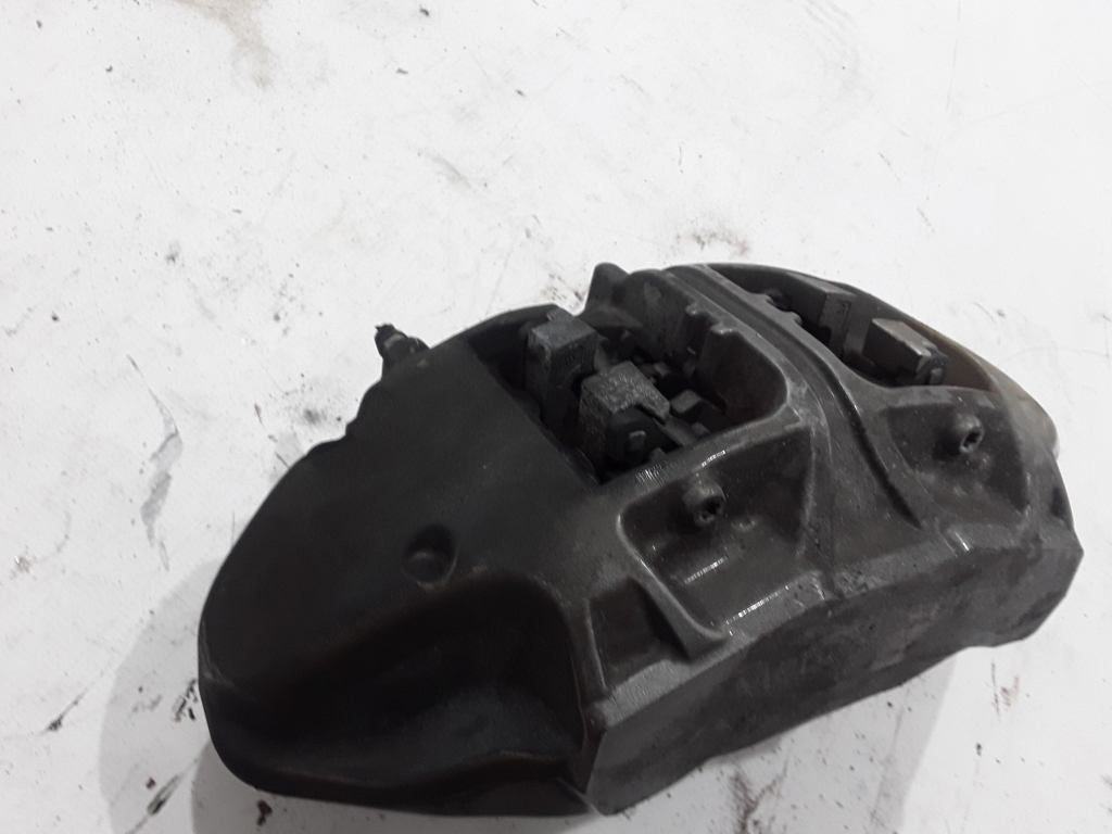 Mercedes Benz S-Class 223 (2020–2026) Eesmine pidurisadul A2234215500 Mercedes Benz S-Class 223 (2020–2026) Eesmine pidurisadul A2234215500