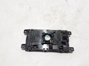Mercedes Benz S-Class 223 (2020–2026) Telefonilaadija A2239002830 - 4