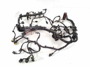 Mercedes Benz CLA-Class W118 (2019–2026) Mootori juhtmestik A2821505400 - 3