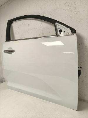 Kia Sportage (2010–2016) Front door - 8
