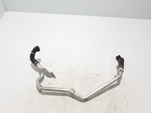 Mercedes Benz S-Class 223 (2020–2026) Jahutusradiaatori voolik A2562033300 - 2