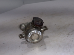 Mercedes Benz S-Class 223 (2020–2026) Kütusepump A2560702600 - 2