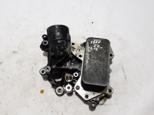 Mercedes Benz S-Class 223 (2020–2026) Ölfiltergehäuse A2561801500 - 5