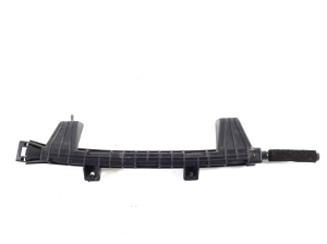 Ford Mustang Mach-E Mach-E (2020–2026) Esiukse muu osa LJ8BR263A21A - 3