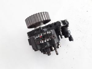 RENAULT Megane II (2002–2009) Fuel pump 8200108225 - 6