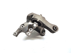 TOYOTA ProAce (2016–2026) Engine mount 9816338580 - 4