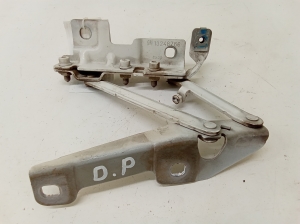 Charnière de capot moteur - 8E0010170F