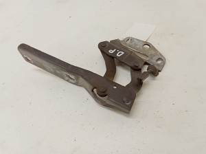 Volkswagen Passat B7 (2010–2014) Hood hinge 3AA823302 - 2