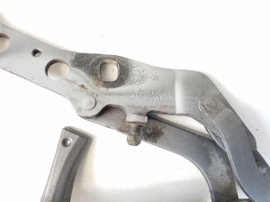 BMW X3 E83 (2003–2010) Hood hinge 3411448 - 2
