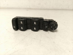 Citroen C3 Aircross (2017–2026) Front door glass switch 96788264ZD - 3