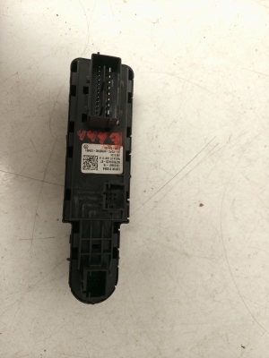 Citroen C3 Aircross (2017–2026) Front door glass switch 96788264ZD - 4