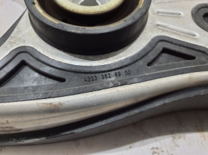 Mercedes Benz S-Class 223 (2020–2026) Halter Hinterachsdifferential A2233526900 - 2