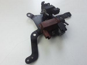 Ford Galaxy (2006–2015) Magnetventil 6G9Q9E882CA - 3