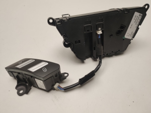 Mercedes Benz CL-Class C216 (2006–2014) Front seat control switch A2218709258 - 3