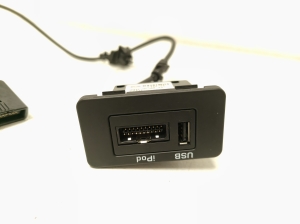 Land Rover Sport L320 (2005–2013) USB port AH2219C166AA - 4