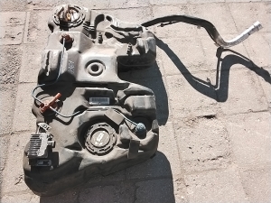 VOLVO S60 II (2010–2018) Kraftstofftank und seine Teile - 5