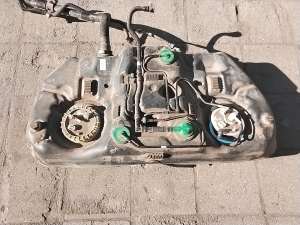 Subaru Legacy (2014–2026) Kütusepaak ja selle osad 42013an00a - 5