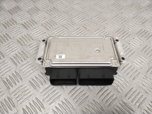 Peugeot 3008 (2016–2026) Engine control unit 9849349580 - 3