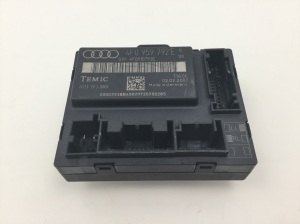 Boîtier de commande de porte avant - 4F0959792E