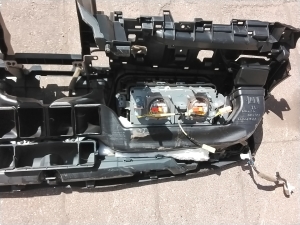 Subaru Legacy (2014–2026) Salona panelis (torpēda) un tā detaļas 66040AN00A - 5