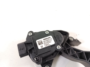 RENAULT Kadjar (2015–2026) Gaspedal 180024BA0B - 2