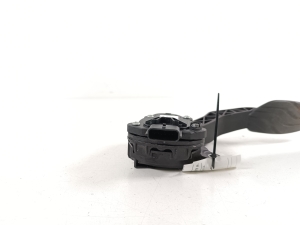 RENAULT Kadjar (2015–2026) Gaspedal 180024BA0B - 3