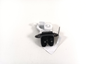 RENAULT Kadjar (2015–2026) Trunk lid lock 905024EA1A - 2