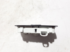 Dacia Duster P1310 (2024–2026) Rear interior lighting panel 264305149R - 4