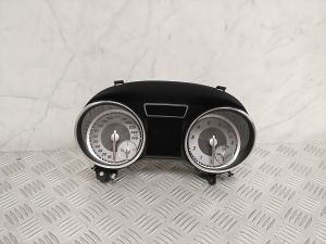 Instrument cluster - A1569009202