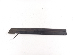 Autre pièce de porte latérale arrière - 828394EA0A