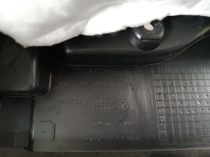 RENAULT Kadjar (2015–2026) Tagumise toe sisekujundus 769356558R - 2