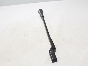 Dacia Duster P1310 (2024–2026) Windshield wiper arm 288868424R - 2