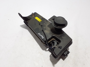 Dacia Duster P1310 (2024–2026) Front washer fluid reservoir 289105888R - 2