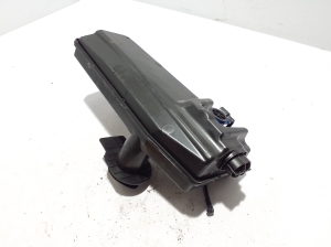 Dacia Duster P1310 (2024–2026) Front washer fluid reservoir 289105888R - 4