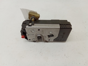 Rear side door lock - 24447345