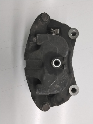 Infiniti M37 Y51 (2011–2026) Eesmine pidurisadul 41001EG50A - 4