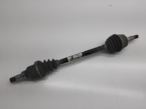 Peugeot 208 (2012–2019) Front drive shaft and its parts 9803959580 - 5