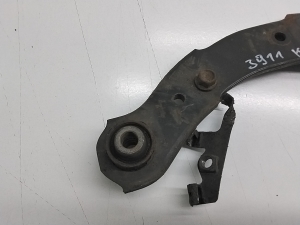 Mitsubishi Outlander (2012–2021) Rear axle link 4110A140 - 4