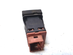 Citroen C4 Picasso (2007–2013) Kütuseluugi avamise lüliti 96530658XT - 3