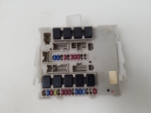  Fuse block holder under the hood 