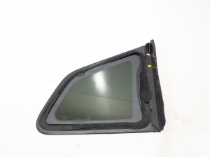 Dacia Duster P1310 (2024–2026) Seitenscheibe hinten (Karosserie) 833011622R - 2