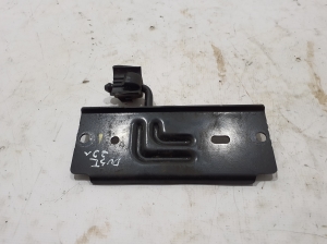 Sonstiger Halter - 745A27816R