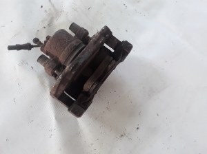 Ford Focus (2011–2018) Front brake caliper 1682876 - 2