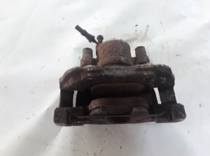 Ford Focus (2011–2018) Front brake caliper 1682876 - 3