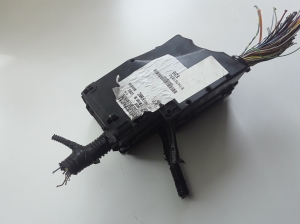 Ford Focus (2011–2018) Sicherungskästen AV6T14A142AB - 3