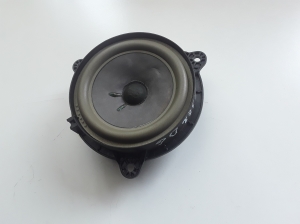 Infiniti M37 Y51 (2011–2026) Tagumise külgukse kõlar 28156JM20A - 5