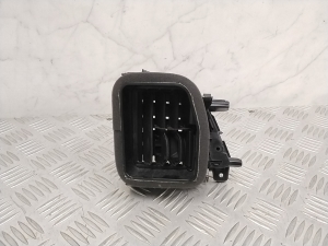 AUDI Q4 e-tron I (2021–2026) Dashboard air vent grilles 89B820902 - 2